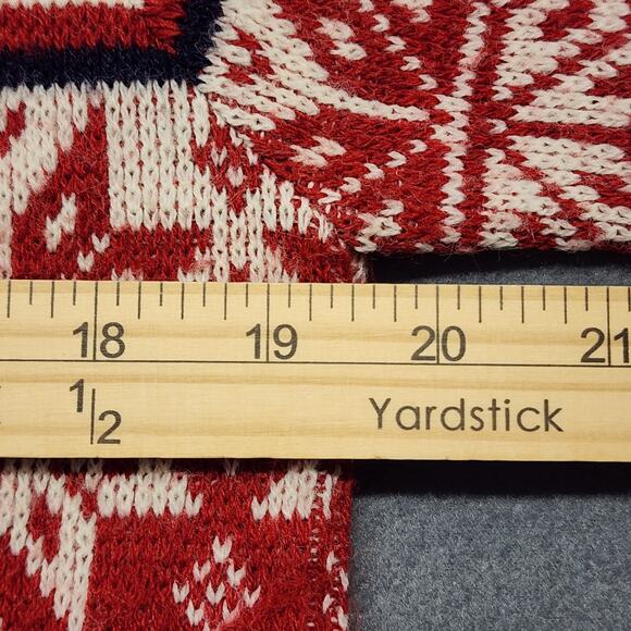 Vintage Sweater Womens Large Red Fair Isle Nordic Snowflakes Acrylic Made in USA - Picture 5 of 8